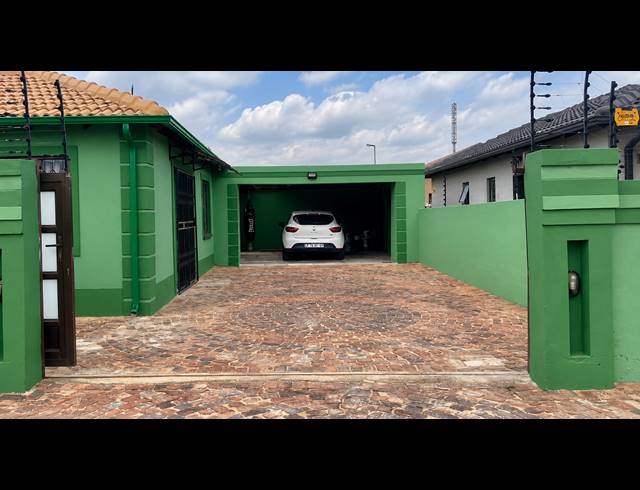 3 BEDROOM HOUSE FOR SALE IN WINDMILL PARK